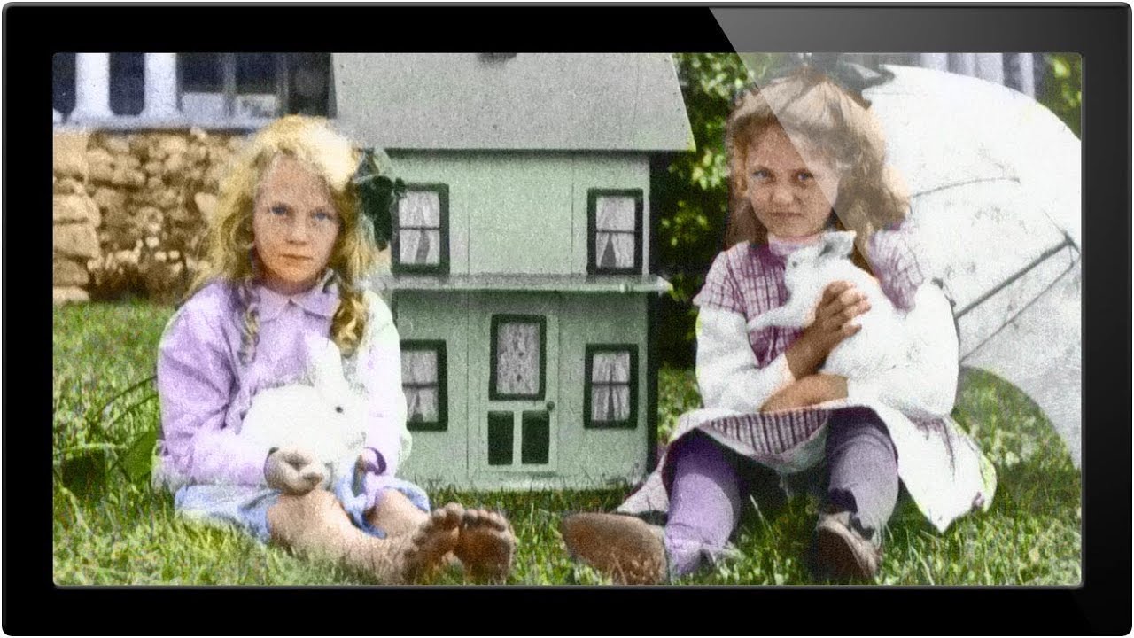 Breathing Life Into Old Family Photos: How to Colorize Black & White Images in Photoshop