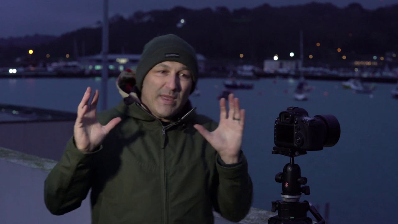 How to Multiply Your Camera's Megapixels Without Buying New Gear (The Panoramic Stitch Technique)