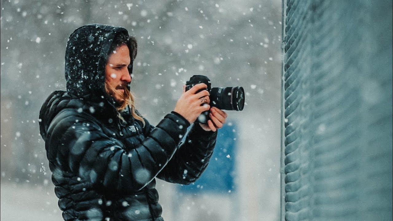 The Floating Camera Trick That Makes Solo Videos Look Like You Have a Crew