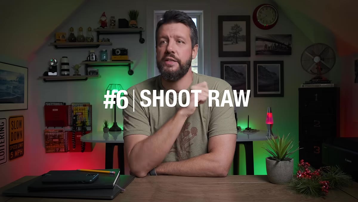 Camera menu showing RAW file format selection