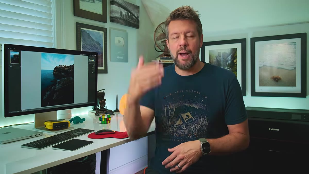 Lightroom&rsquo;s Develop panel being right-clicked to customize