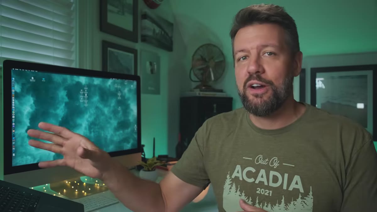 Mark describing the details and distant elements he missed by staying in one spot
