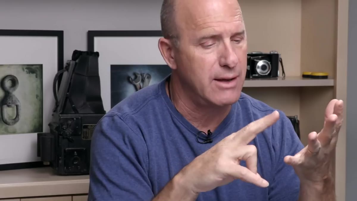 Joel explaining format sizes and corresponding focal lengths