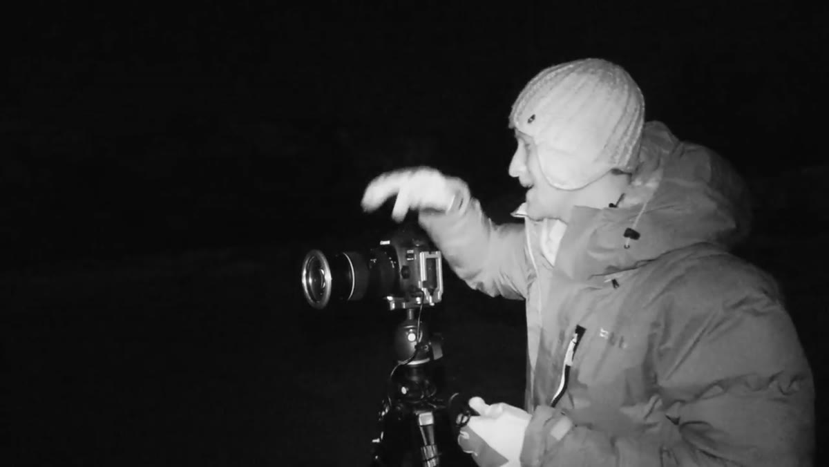 Aperture setting shown on camera display at f/2.8