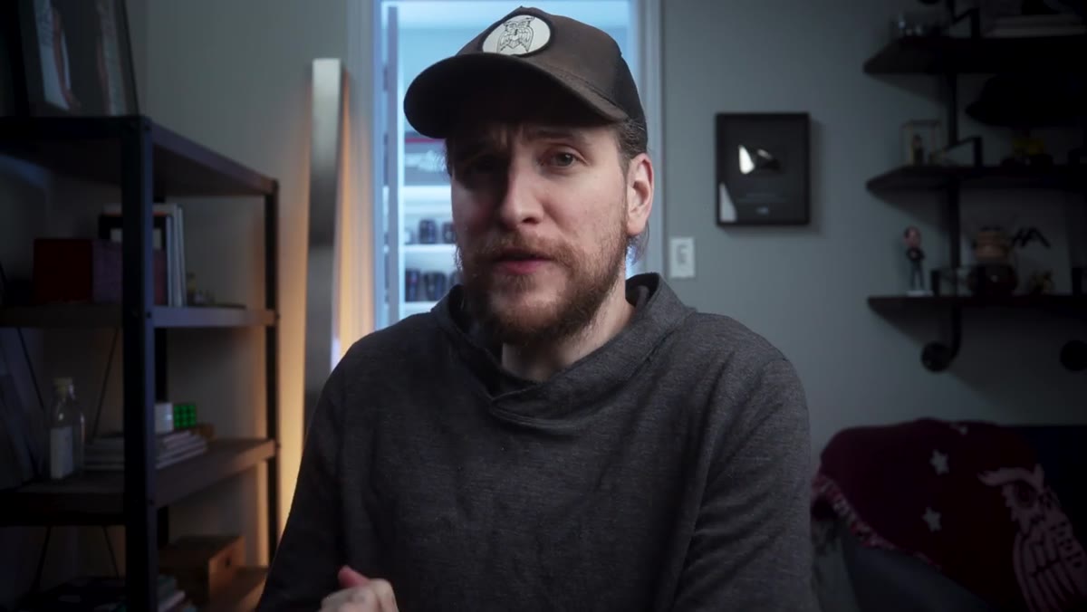 Peter describing Maddy&rsquo;s call recommending the 6D Mark II