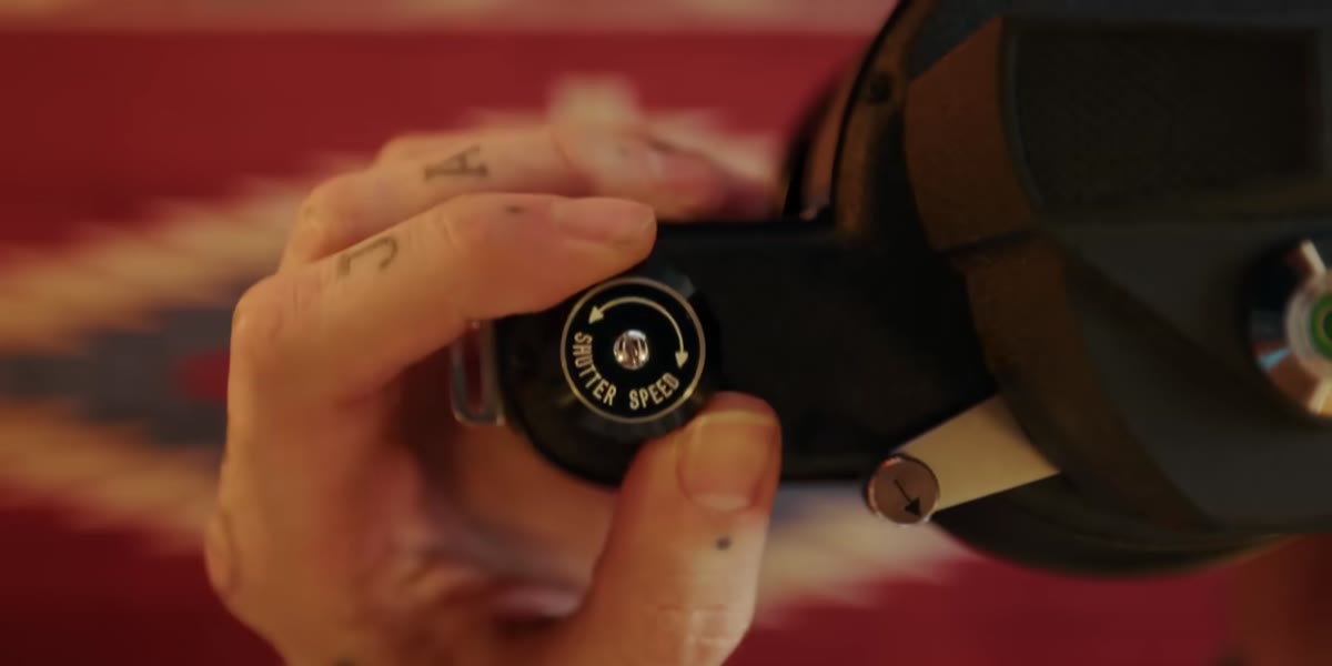 Top of camera showing bubble level and panoramic viewfinder bubble