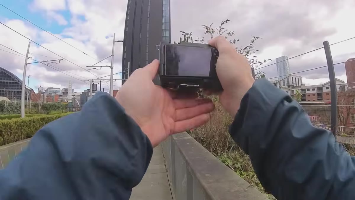 Thomas reacting as a shot disappears while navigating steps with obscured vision