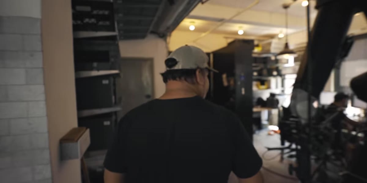 Steve Giralt introduces the Bolt cinema robot with Phantom camera