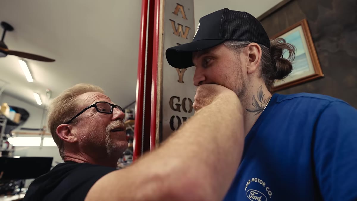 Mechanic using breathing analogy to explain idle versus off-idle carburetor function