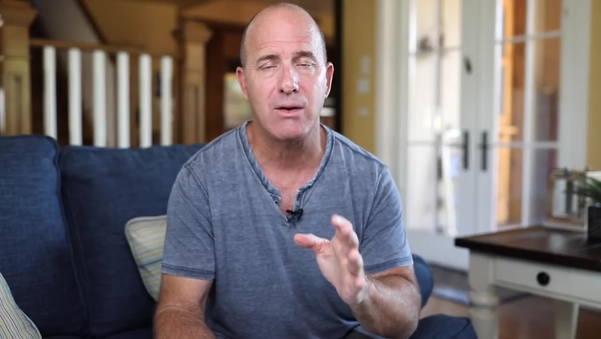 Joel explaining the eight-contact rule and its success rate