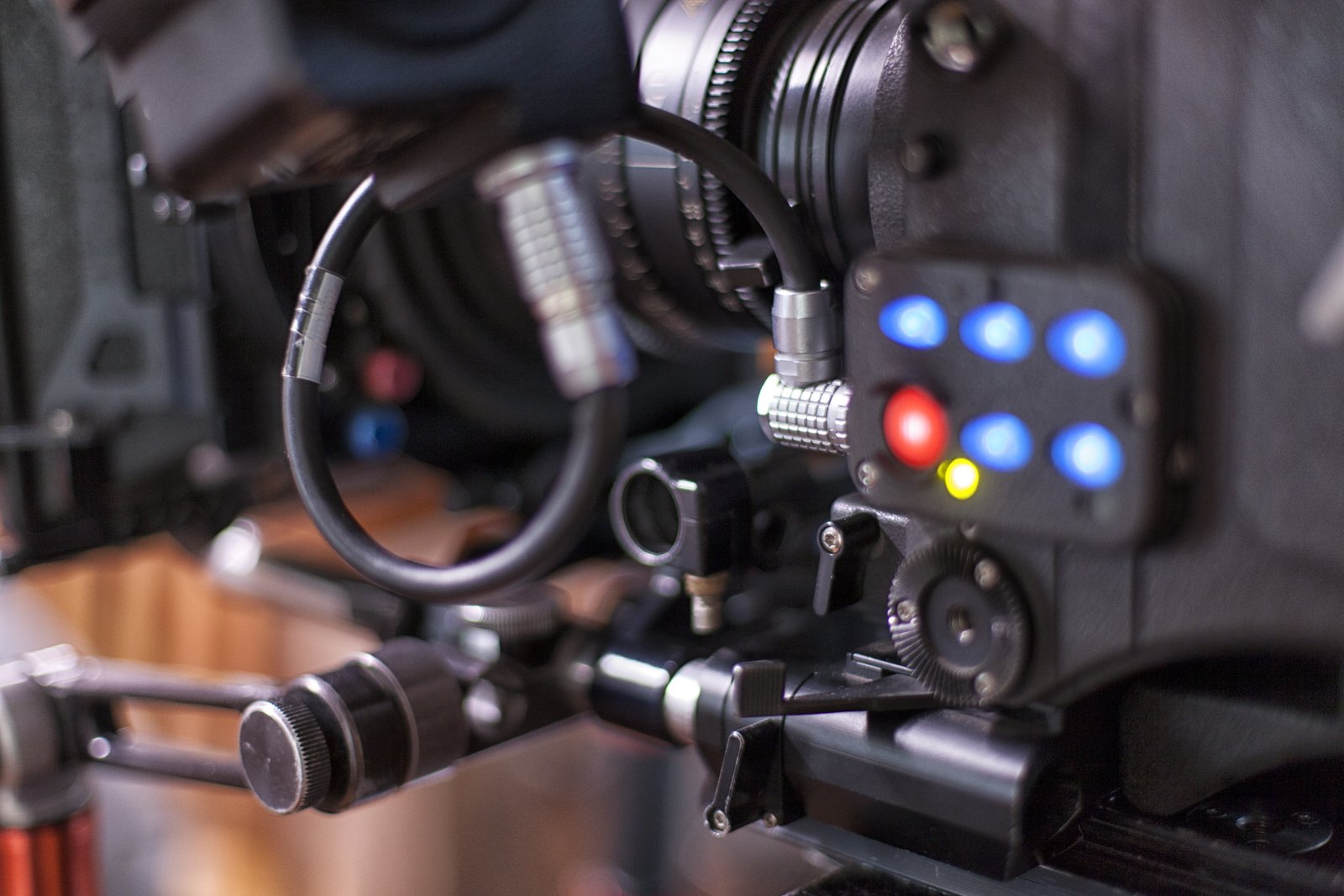 Win Professional-Grade Gear by Photographing Wine: A Compelling Contest for All Skill Levels